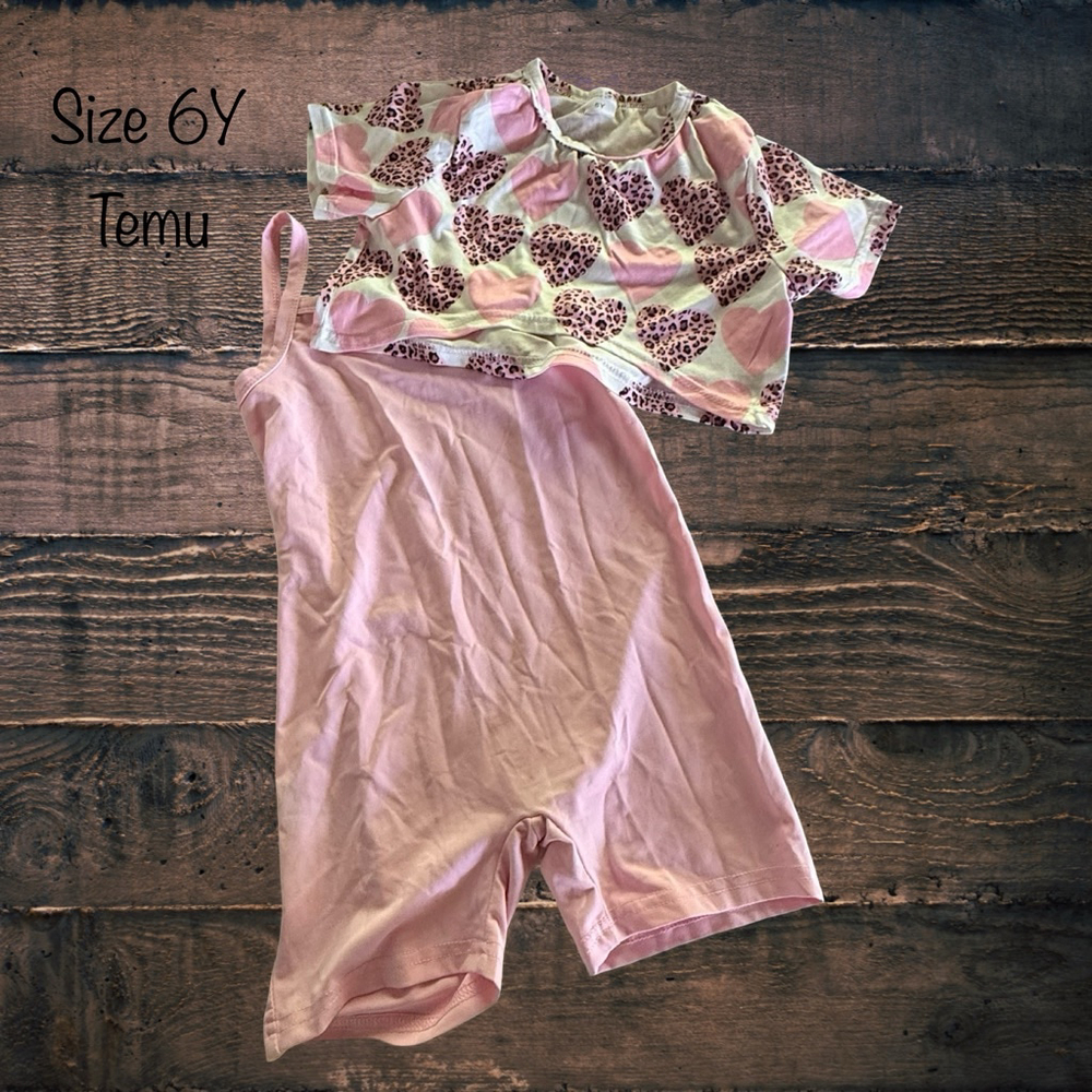 Size 6 Temu Romper Set